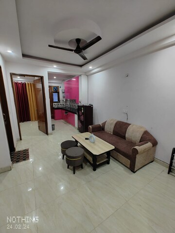 Living Room in 2 BHK Builder Floor at Sector 42 – for Rent