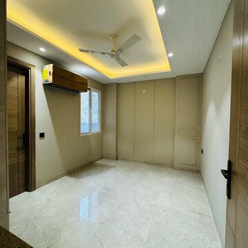 Bedroom in 4 BHK Builder Floor at SS The Lilac, Sector 49 – for Sale