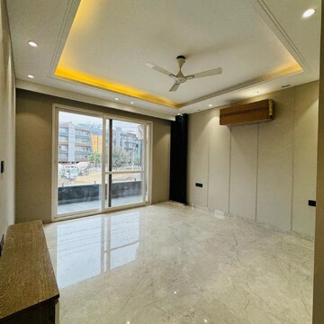 Room in 4 BHK Builder Floor at SS The Lilac, Sector 49 – for Sale