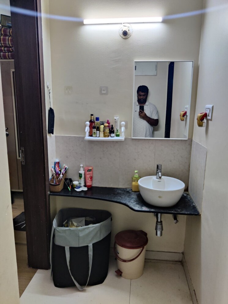 Master Bedroom, riswadkar-prestige-gold 2 Bedroom 882 Sq.Ft. Apartment In Mundhwa Pune 8744891