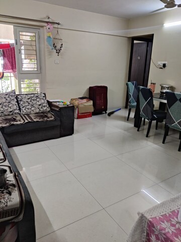 Master Bedroom in 2 BHK Apartment at Riswadkar Prestige Gold, Mundhwa – for Rent
