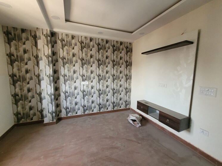 Room, himgiri-enclave 2 Bedroom 630 Sq.Ft. Builder Floor In Burari Delhi 8745089