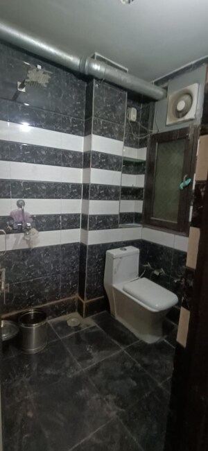 Attached Bathroom in 2 BHK Builder Floor at Uttam Nagar – for Sale