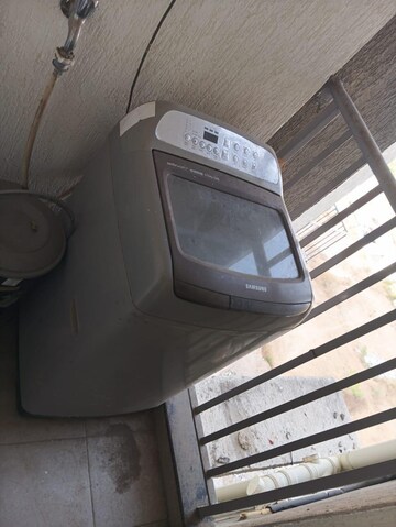 Furnished Amenities in 1 BHK Apartment at Godrej Hillside 2, Mahalunge – for Rent
