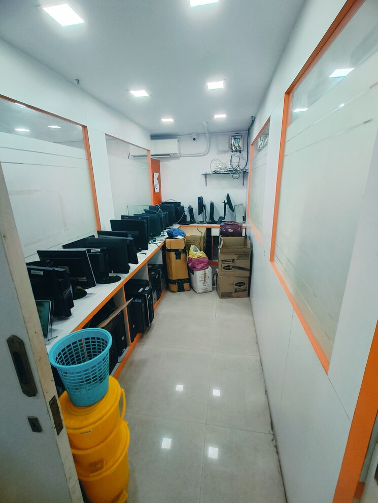 Team Area, new town Commercial Office Space 1614 Sq.Ft. In New Town Kolkata 8745602