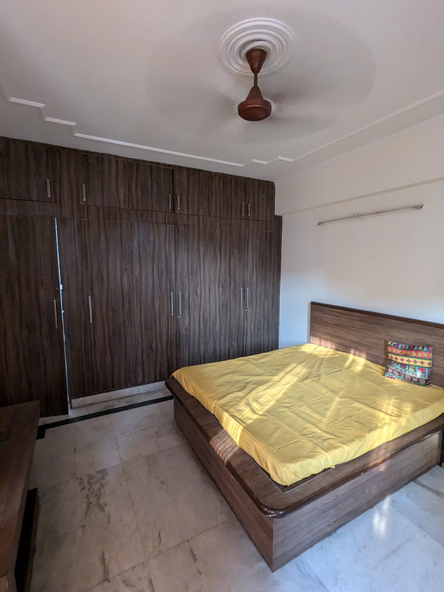 3.5 BHK + Pooja Room Apartment For Sale in Sidco Shivalik Apartment