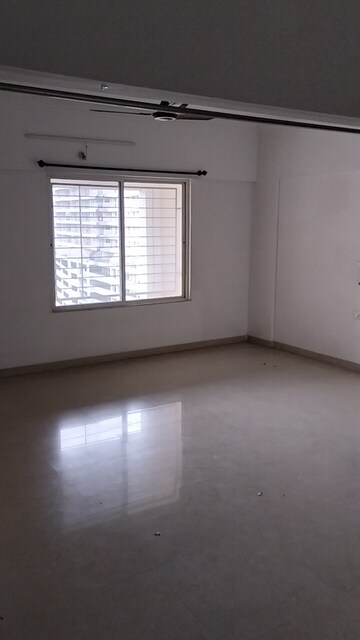 Room in 3 BHK Apartment at Madhuban Apartment, Balewadi – for Rent
