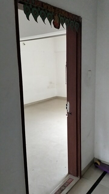 Room in 3 BHK Apartment at Madhuban Apartment, Balewadi – for Rent