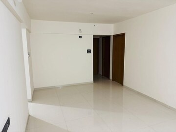 Room in 3 BHK Apartment at Shree Signature Park, Wakad – for Rent