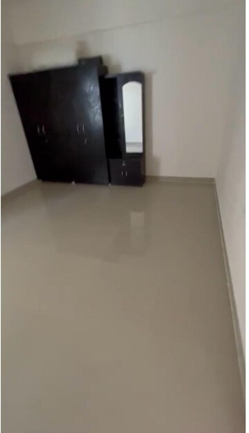 Room in 3 BHK Apartment at Mahendra Aarna, Electronic City Phase ii – for Rent