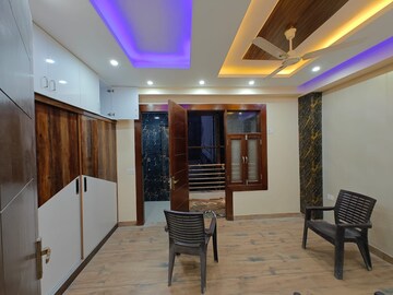 Living Room in 2 BHK Builder Floor at Sector 73 – for Sale