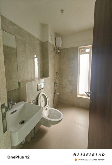 Bathroom in 3 BHK Apartment at L&T Seawoods Residences Phase 2, Seawoods – for Rent
