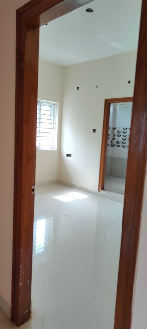 Room in 3 BHK Apartment at Kondapur – for Sale