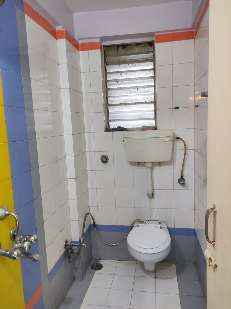 Bathroom, suncity-shrushti 2 Bedroom 1050 Sq.Ft. Apartment In Seawoods Navi Mumbai 8746271