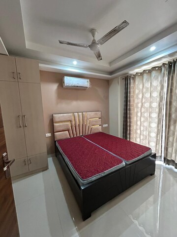 Kitchen in 3 BHK Builder Floor at Sector 42 – for Rent