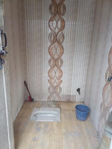 Attached Bathroom in 3 BHK Builder Floor at Sector 46 – for Rent