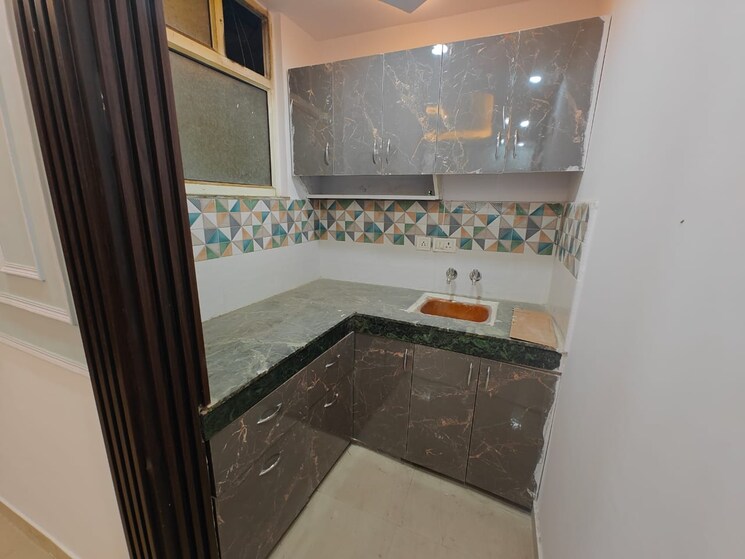 Bedroom, sector 73 1 Bedroom 580 Sq.Ft. Builder Floor In Sector 73 Noida 8746651