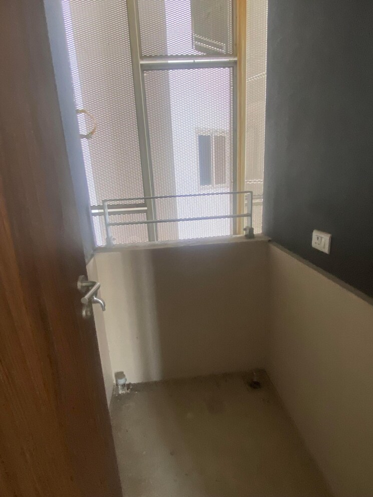 Balcony, worli 3 Bedroom 1100 Sq.Ft. Apartment In Worli Mumbai 8746478