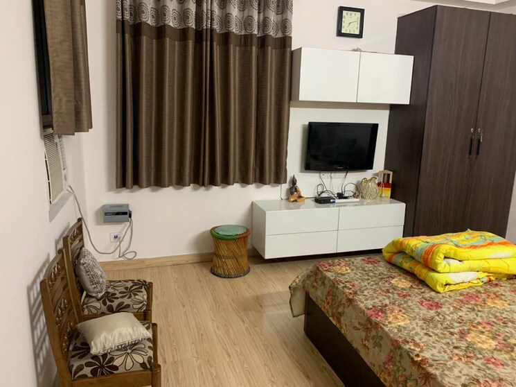 Living Room, jaypee-green-kosmos-phase-ii 2 Bedroom 950 Sq.Ft. Apartment In Sector 134 Noida 8746611