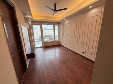 5 BHK Builder Floor For Sale in Dlf Phase ii