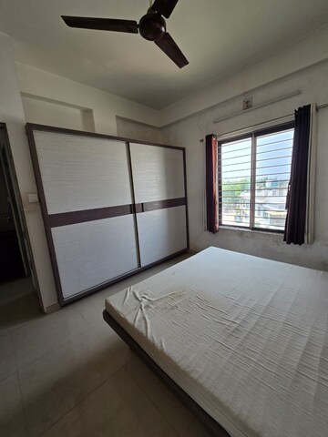 Room in 3 BHK Apartment at Harni – for Rent