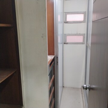 Furnished Amenities in 2 BHK Apartment at Oberoi Realty Park View, Kandivali East – for Rent