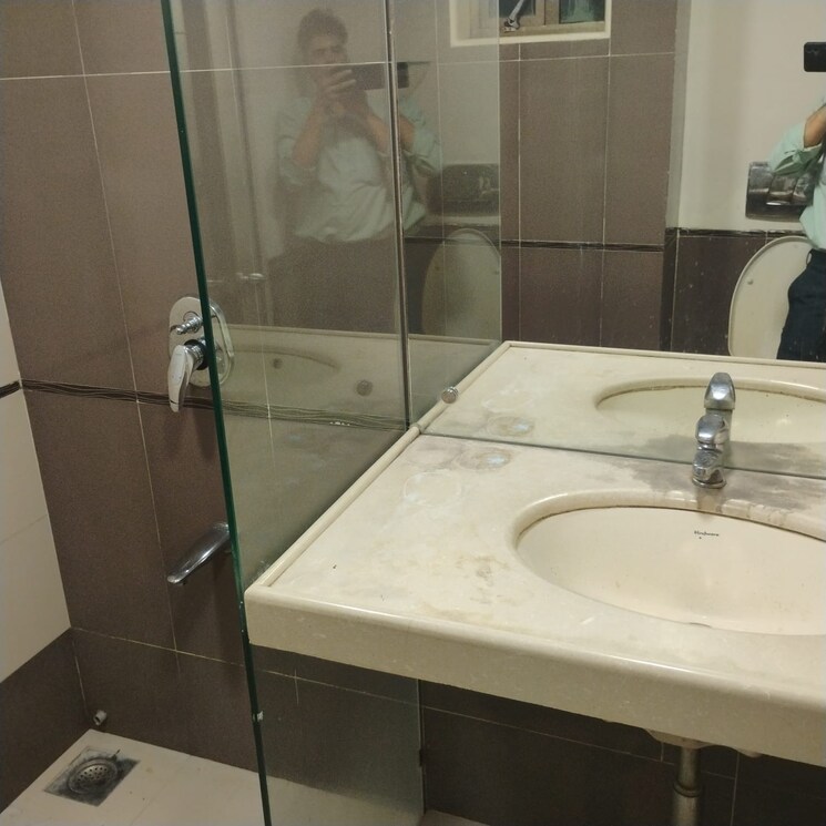 Team Area, oberoi-realty-park-view 2 Bedroom 1080 Sq.Ft. Apartment In Kandivali East Mumbai 8746690