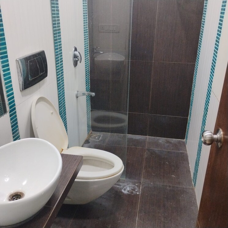 Bathroom, oberoi-realty-park-view 2 Bedroom 1080 Sq.Ft. Apartment In Kandivali East Mumbai 8746690