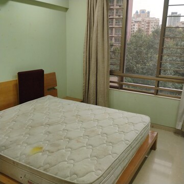 Bedroom in 2 BHK Apartment at Oberoi Realty Park View, Kandivali East – for Rent