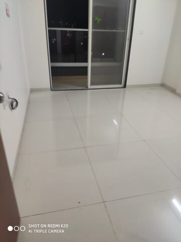 Bathroom in 2 BHK Apartment at Vyas Ranjeet Heights, Rambaug Colony – for Rent