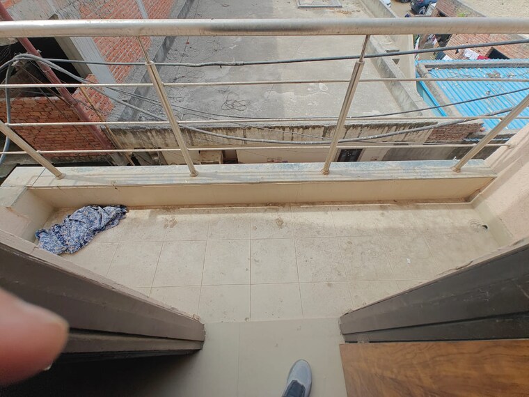 undefined, sector 73 2 Bedroom 900 Sq.Ft. Builder Floor In Sector 73 Noida 8746844