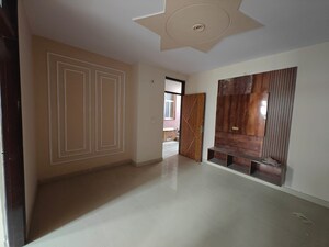 2 BHK Builder Floor For Sale in Sector 73