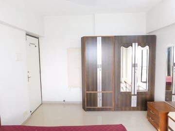 Living Room in 3 BHK Apartment at Andheri West – for Rent