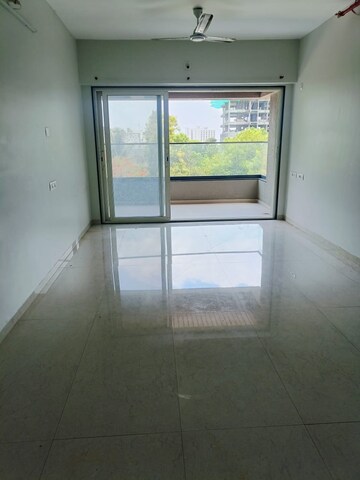 2 BHK Apartment For Rent in Rachana Shree Apartment, Dahanukar Colony