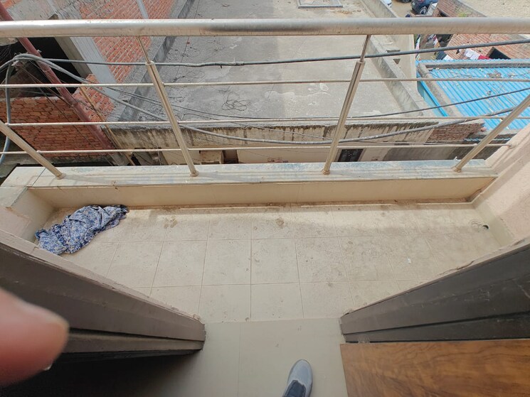 undefined, sector 73 2 Bedroom 910 Sq.Ft. Builder Floor In Sector 73 Noida 8746867