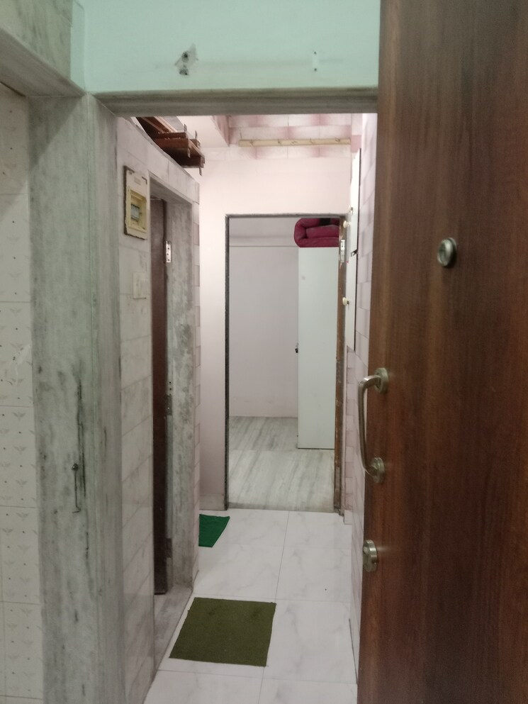 Bathroom, dahiwali-chs 1 Bedroom 550 Sq.Ft. Apartment In Dahisar West Mumbai 8746856