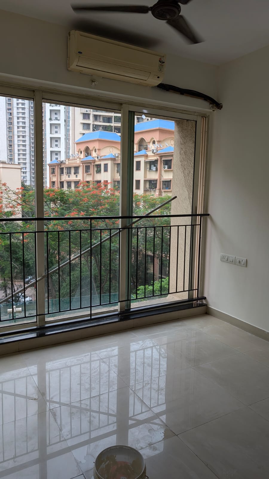 2 BHK + Pooja Room,Servant Room,Study Room,Extra Room Apartment For Rent in Rustomjee Athena