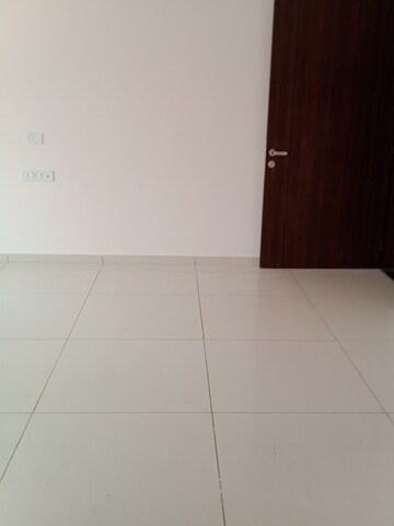 Room in 2.5 BHK Apartment at Yashwin Orizzonte, Kharadi – for Rent