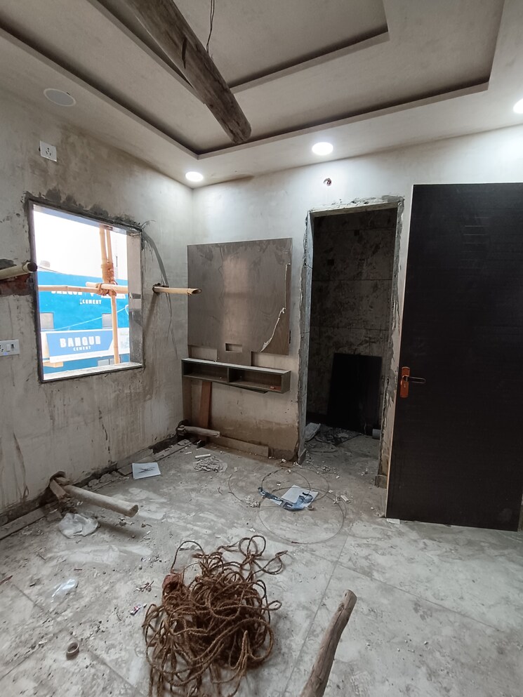  Parking, burari 4 Bedroom 1350 Sq.Ft. Builder Floor In Burari Delhi 8746918