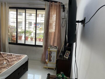 Furnished Amenities in 2 BHK Apartment at Blue Diamond Apartment Malad, Malad West – for Rent