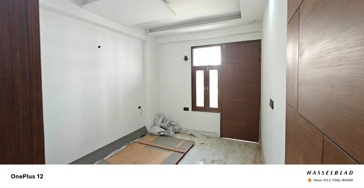 Room, sector 73 3 Bedroom 1400 Sq.Ft. Builder Floor In Sector 73 Noida 8746929