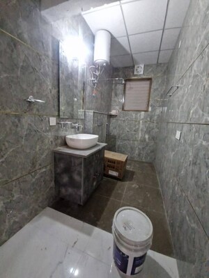 Bathroom in 5 BHK Apartment at Unitech Greenwood City Apartment, Sector 45 – for Sale