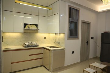Kitchen in 2 BHK Builder Floor at Niti Khand ii – for Rent