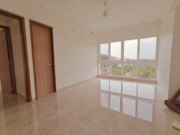Room in 4 BHK Apartment at Nirman Vishnubaug, Model Colony – for Rent