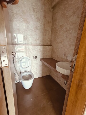 Bathroom in 4 BHK Apartment at Nirman Vishnubaug, Model Colony – for Rent