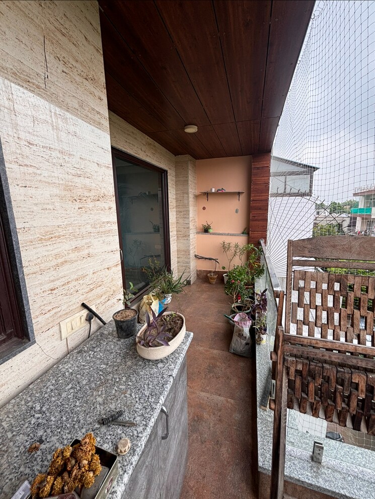 Balcony, sector 40 3 Bedroom 2200 Sq.Ft. Builder Floor In Sector 40 Gurgaon 8746941