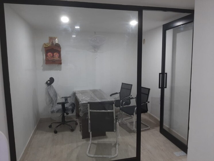 Team Area, lahurabir Commercial Office Space 1200 Sq.Ft. In Lahurabir Varanasi 8442639