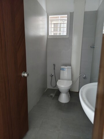 Bathroom in 1 BHK Builder Floor at Halasuru – for Rent