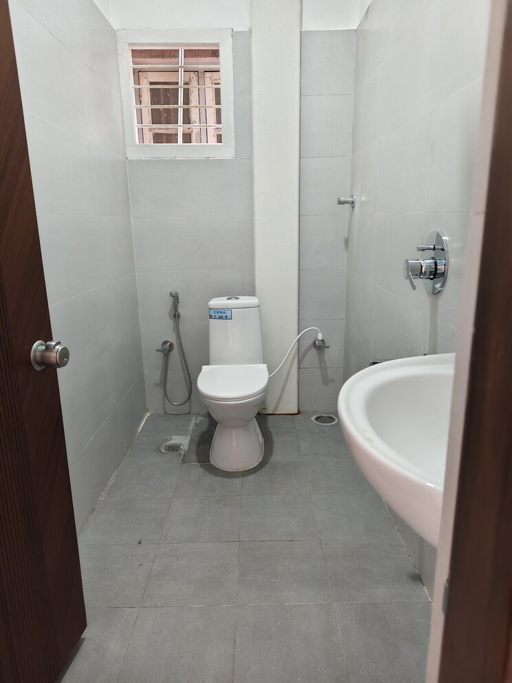 Bathroom, halasuru 1 Bedroom 550 Sq.Ft. Builder Floor In Halasuru Bangalore 8746978