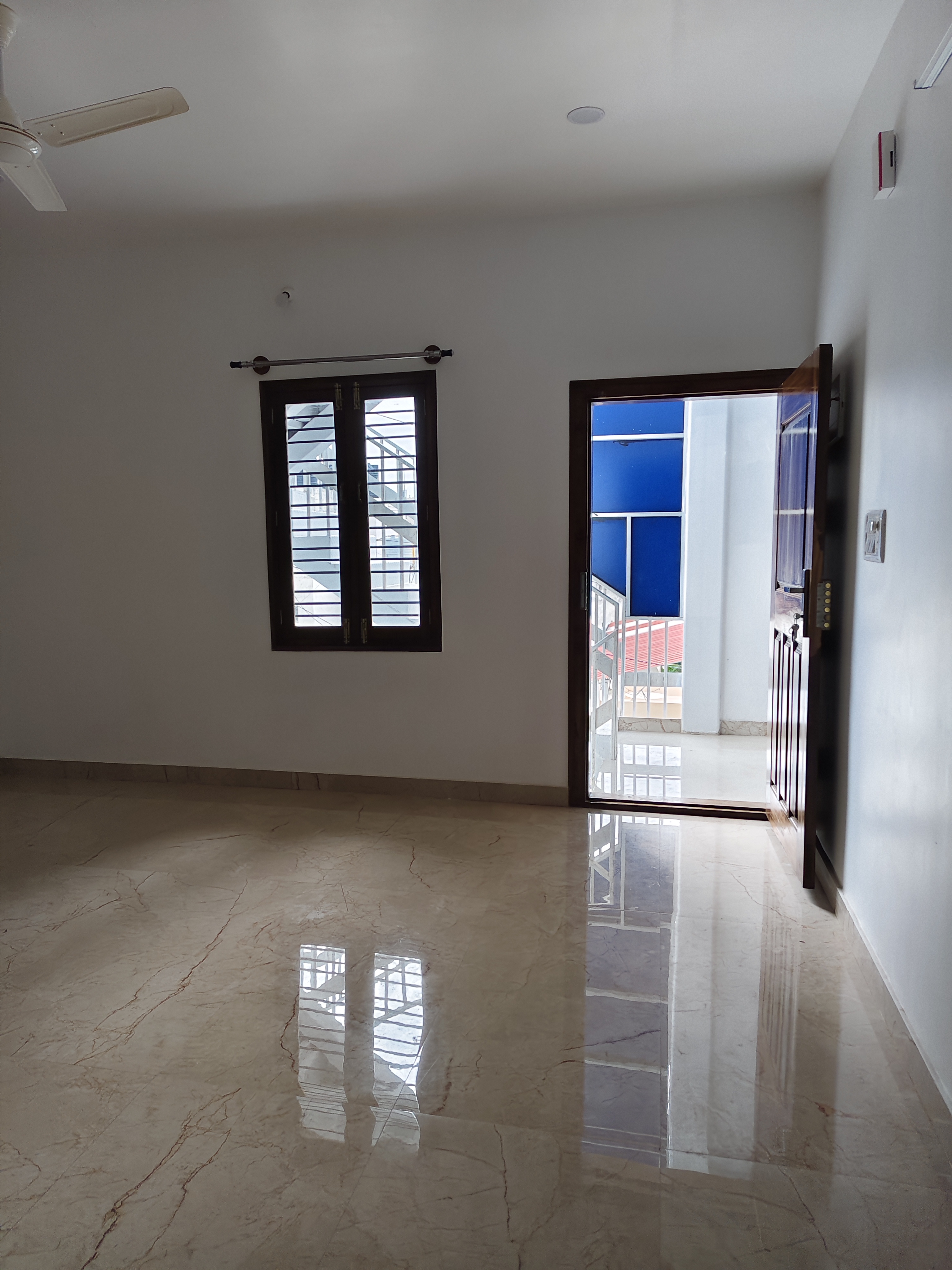 1 BHK Builder Floor For Rent in Krishna Apartment 
